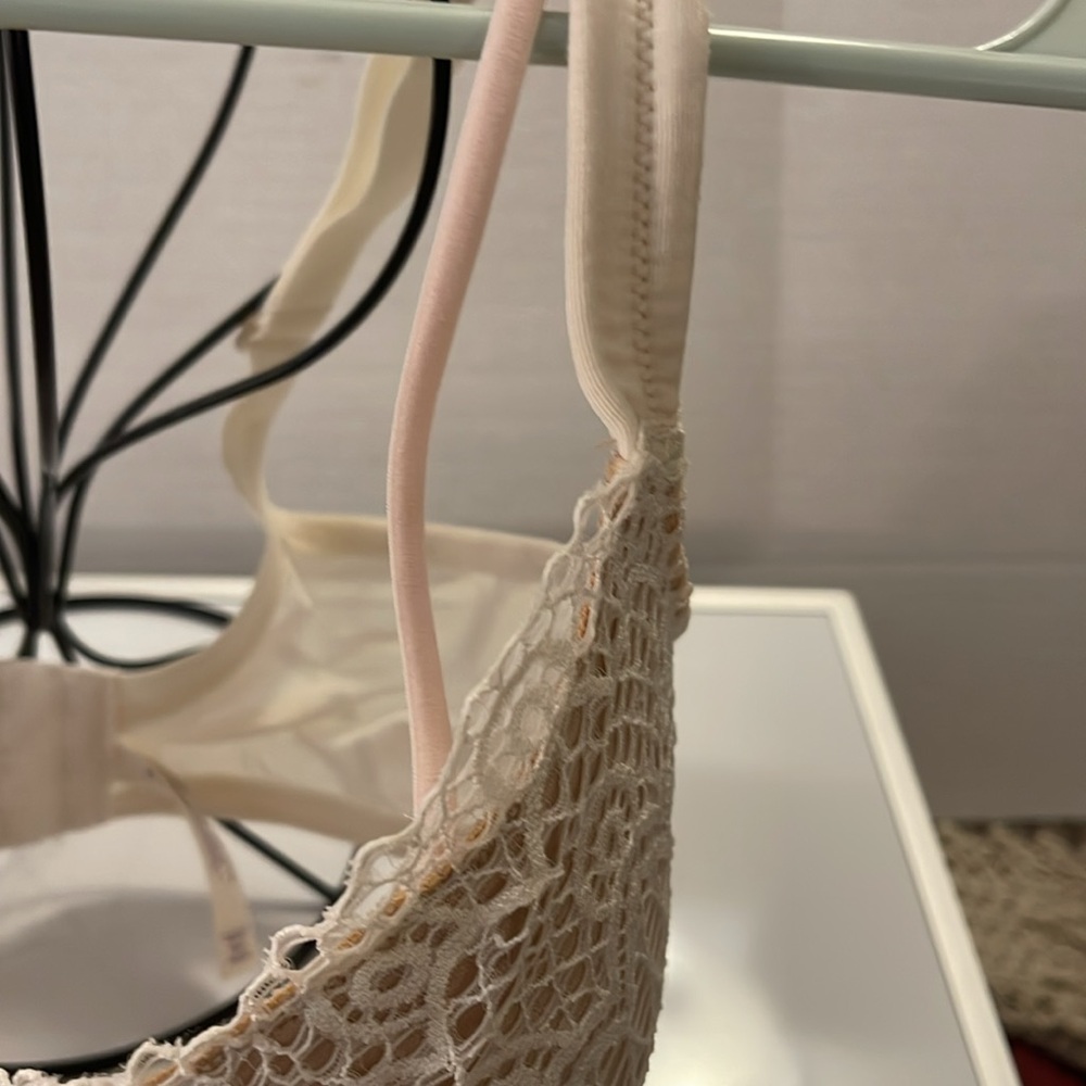 CACIQUE Modern Linear Lace Balconette Bra, wire Women’s Size 36DD cream over tan - Picture 6 of 16